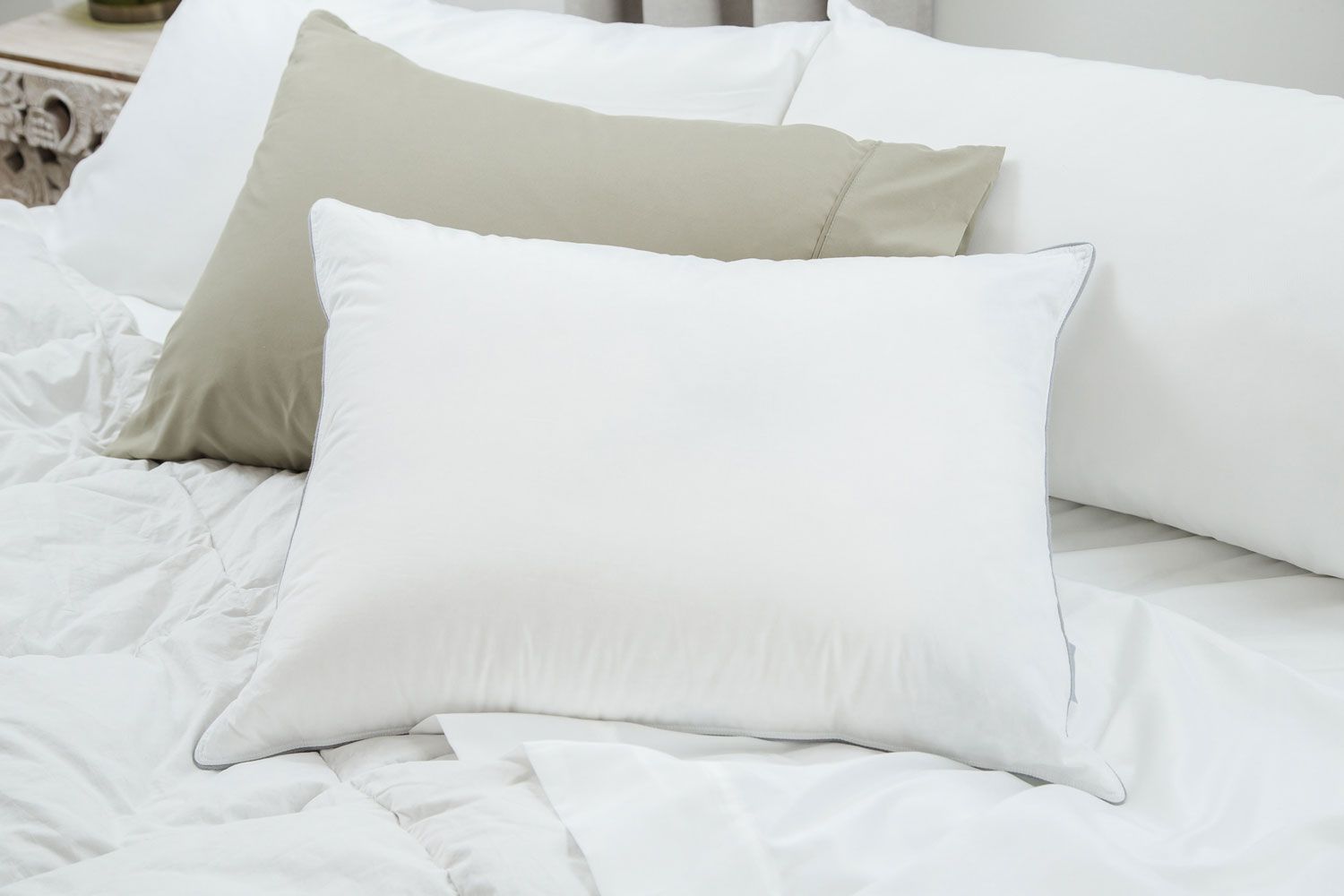 The Best Down Pillows for Ultimate Comfort and Support
