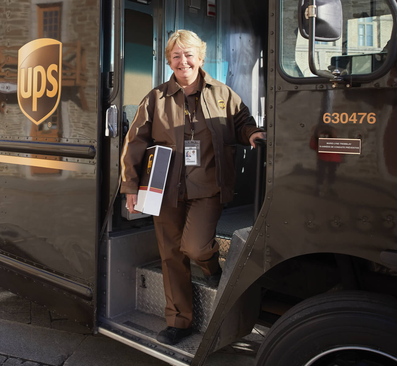 Drive Your Career Forward as an UPS Truck Driver Today!